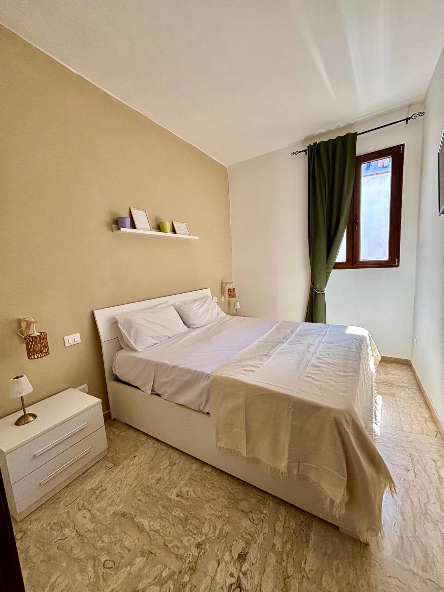 La Pergola Del Centro Apartment Brindisi Luaran gambar