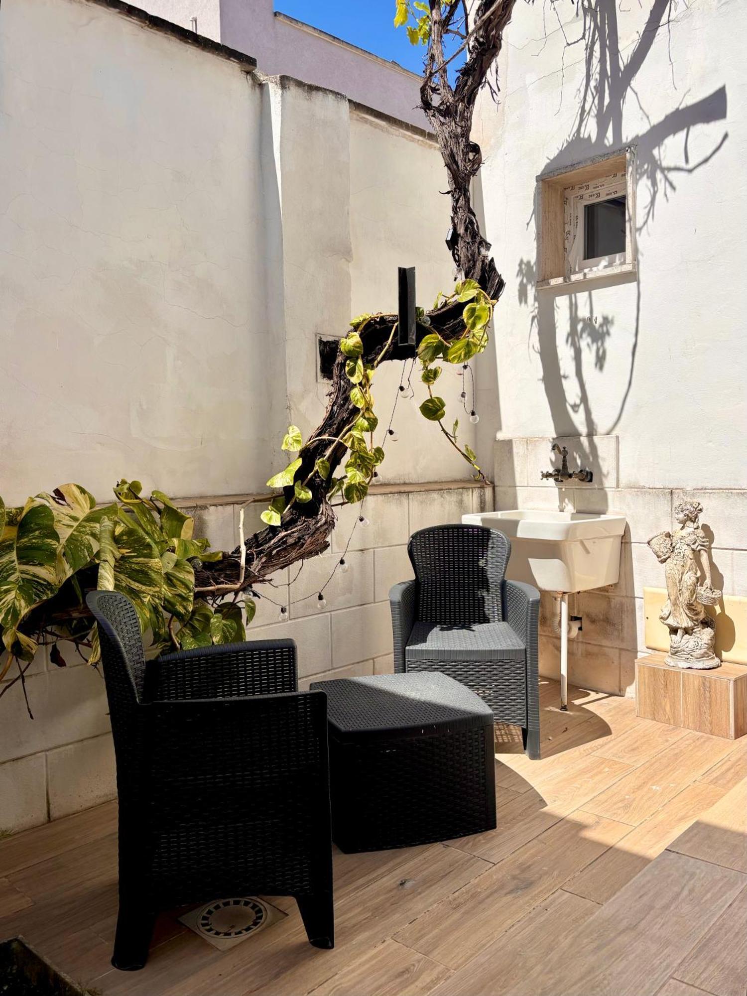 La Pergola Del Centro Apartment Brindisi Luaran gambar