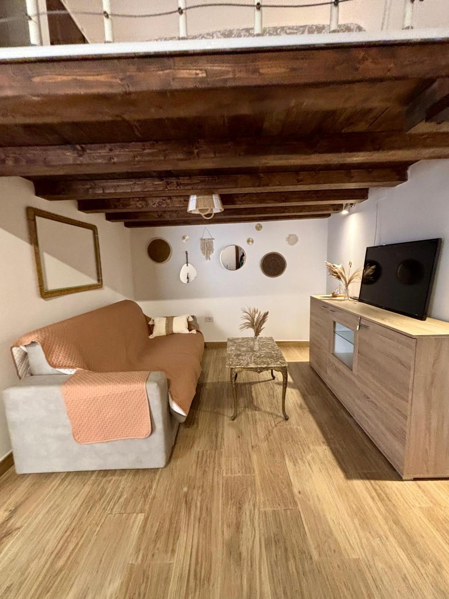La Pergola Del Centro Apartment Brindisi Luaran gambar