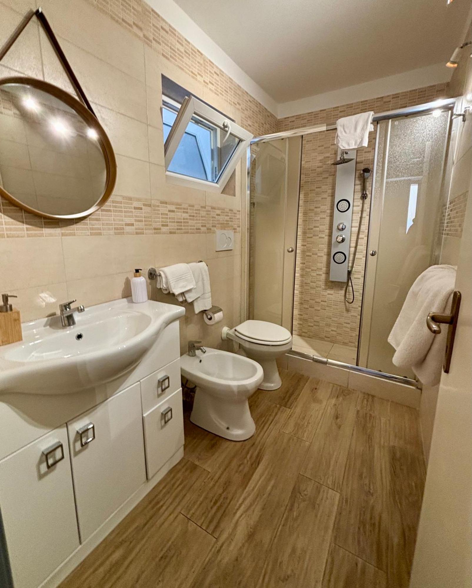 La Pergola Del Centro Apartment Brindisi Luaran gambar